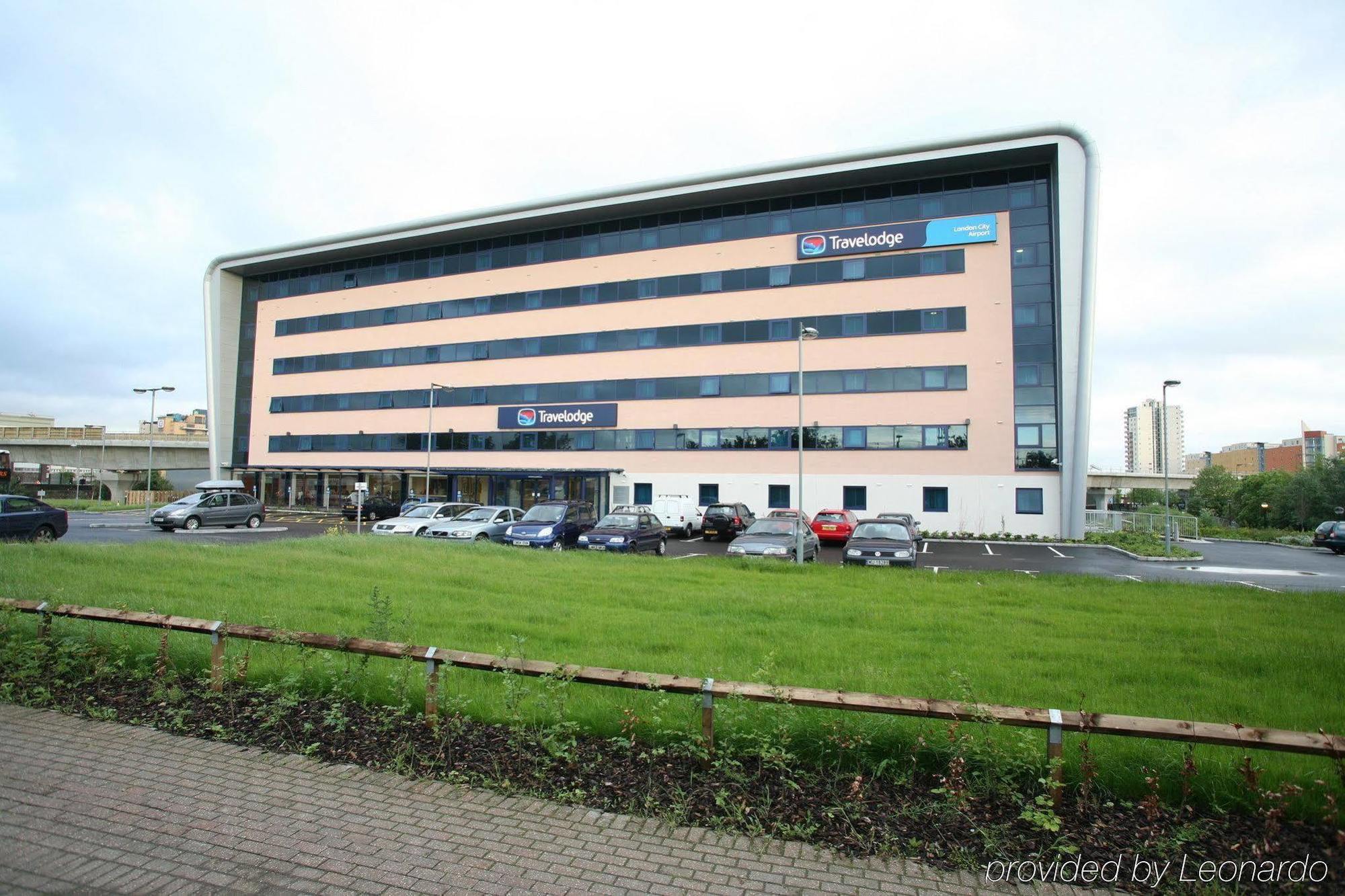 Travelodge London City Airport Exterior photo